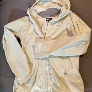 Patagonia Gray and Cream Jacket